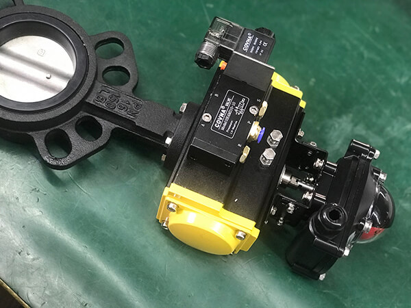 pneumatic butterfly valve